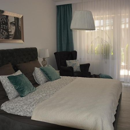 Apartament Na Lesnej ポビエロボ エクステリア 写真