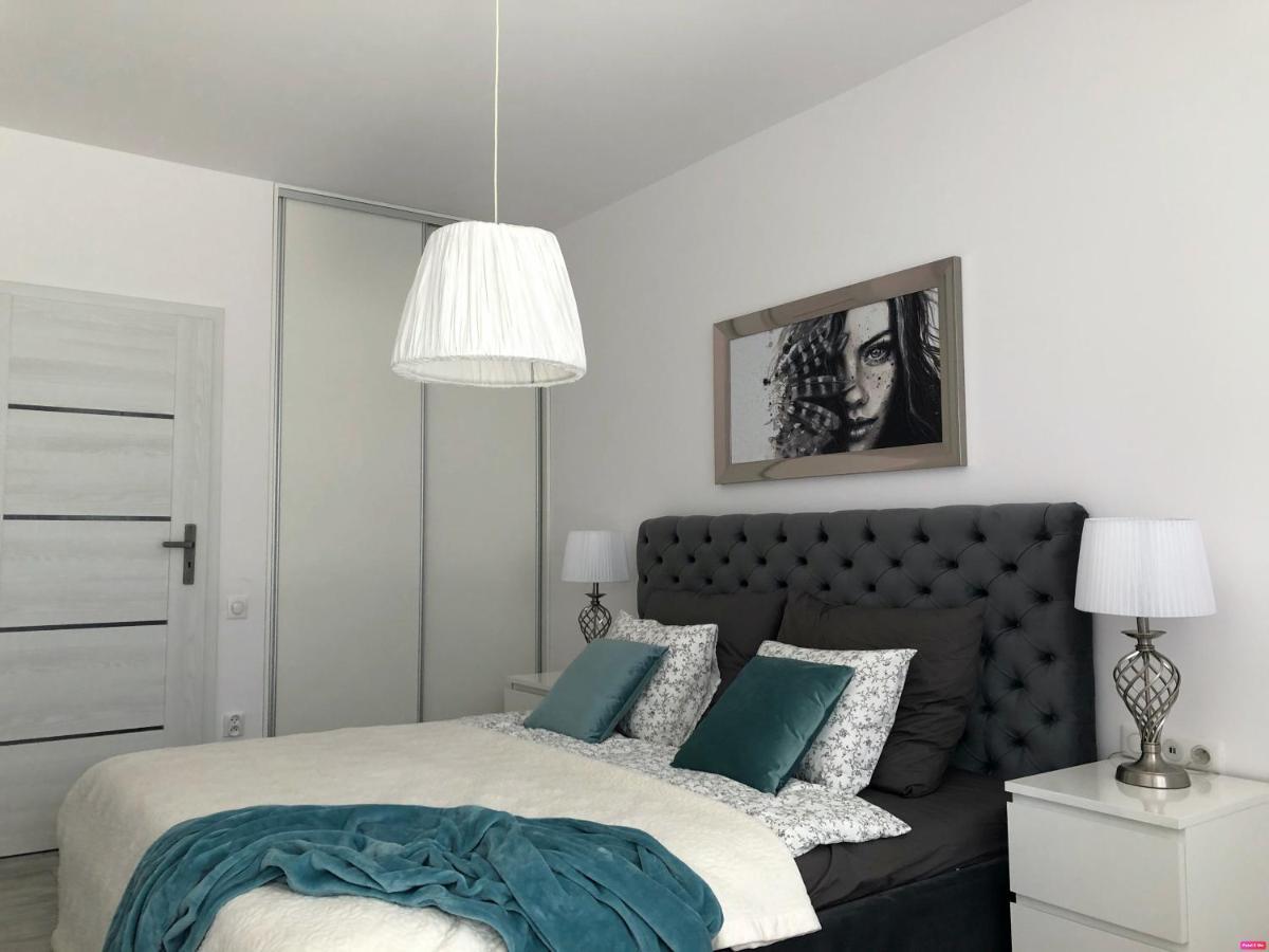Apartament Na Lesnej ポビエロボ エクステリア 写真