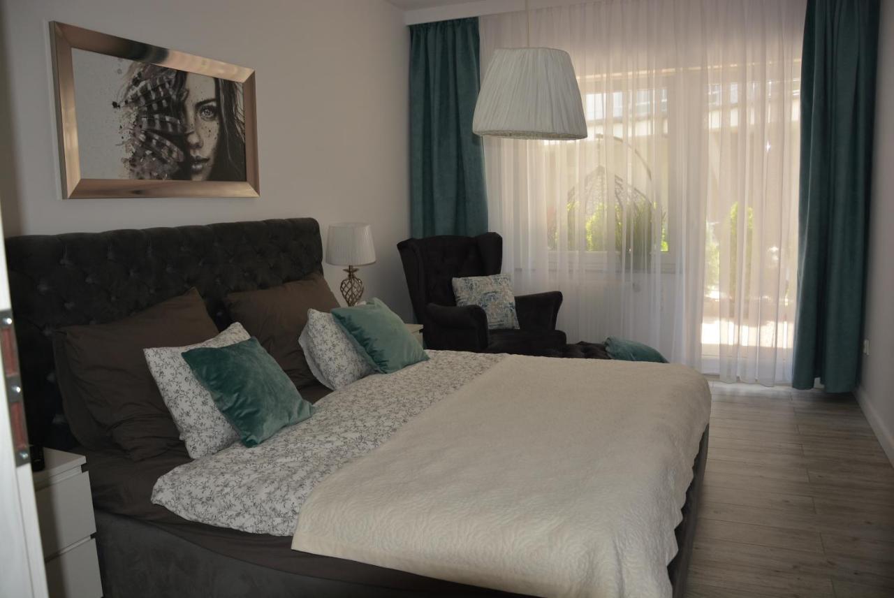 Apartament Na Lesnej ポビエロボ エクステリア 写真